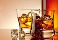 蜜瓜威士忌怎么吃,蜜瓜威士忌的独特风味品尝指南