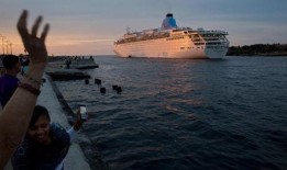 游轮吃瓜,揭秘游轮上的吃瓜风云