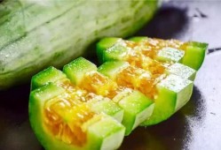 吃冰冻蜜瓜视频,冰冻蜜瓜，甜蜜解渴的清凉体验